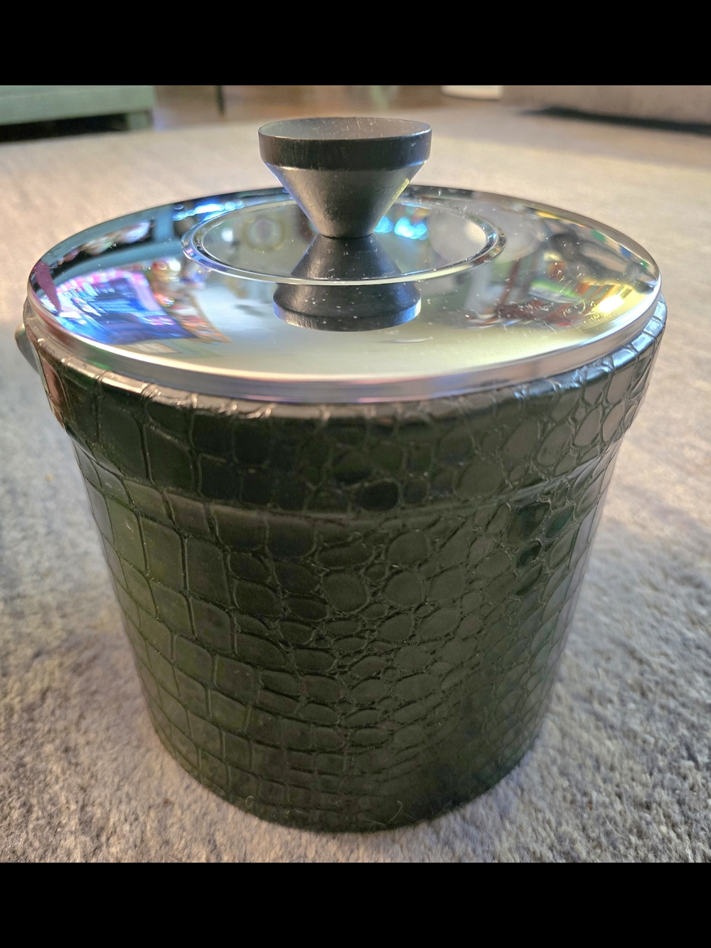 Vintage 70's Textured Faux-Croc MCM Ice Bucket W/Tongs!!